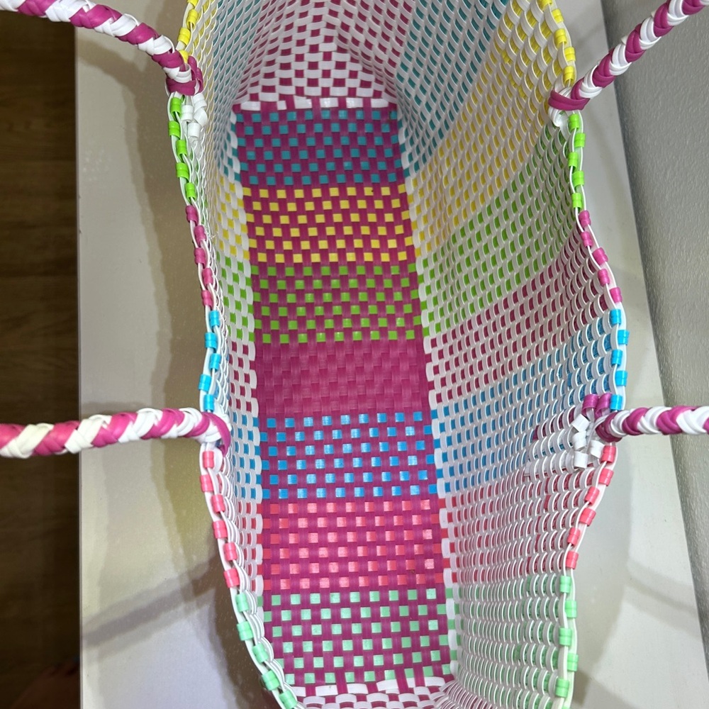 NWOT Lilly Pulitzer Vibrant Multicolored Woven Oversized Tote Bag - Picture 6 of 10